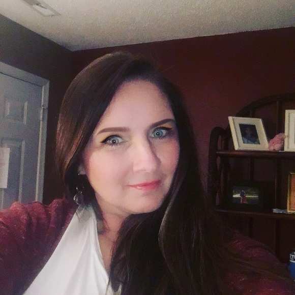 Follow me please! Top Rated ⭐️ - Picture 8 of 8